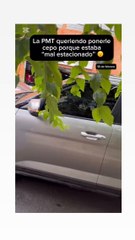 Dañó su vehículo a causa de un bache y PMT de Asunción intentó colocarle un cepo