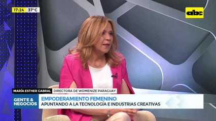 Empoderamiento femenino: apuntando a la tecnología e industrias creativas