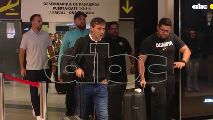 La llegada de Fabián Bustos a Paraguay para dirigir a Olimpia