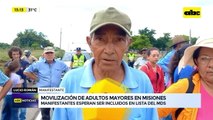Adultos mayores reclaman aumento de pensión y ministro responde que es “inviable”