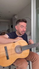 Marcelo Gabriel canta "Ya No Quiero Ser Presidente"