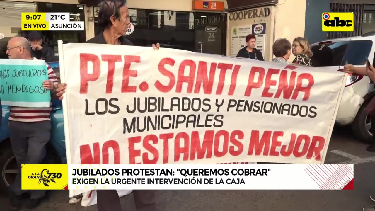 Jubilados municipales claman cobrar y piden intervención de la caja por irregularidades