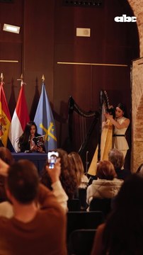 Pati Ginzo durante la presentación de su libro en Asturias