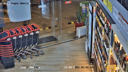 Sedientos maleantes caen por asalto a local comercial en Luque