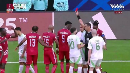 Carton rouge Ounas vs Soudan