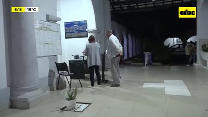 Madrugar para acceder a la salud: pacientes amanecen en el Ineram para conseguir turnos