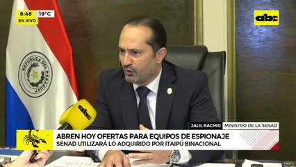 Ministro de Senad defiende compra de equipos y fustiga a diputado por cuestionamientos