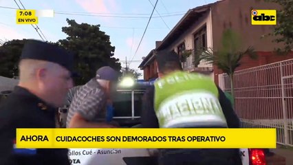 Sajonia: Policía despeja calles y demora a cuidacoches