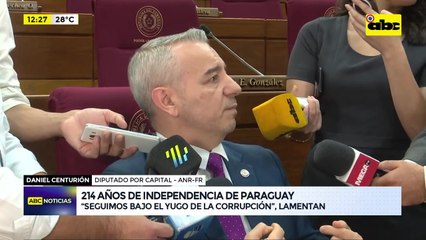 Paraguay, libre del yugo español, pero preso de la corrupción, dicen parlamentarios