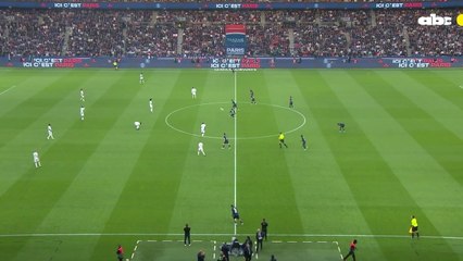 PSG derrotó 3-1 al Auxerre y festejó el título de la Ligue 1
