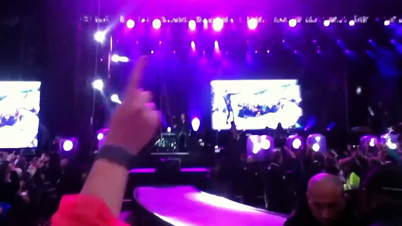 2013 - Johnny Hallyday - Que je t’aime (Amateur – Namur – 23 Juin)