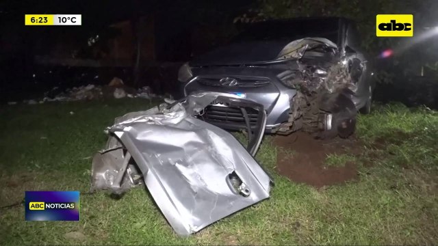 Violento choque en Ypané deja a una mujer gravemente herida