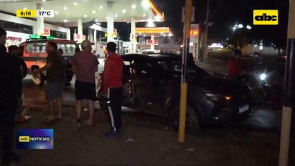 Camión quedó sin frenos y terminó chocando contra otro vehículo