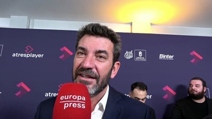 Arturo Valls revela el curioso regalo que le hizo al Rey Juan Carlos I cuando nació Froilán