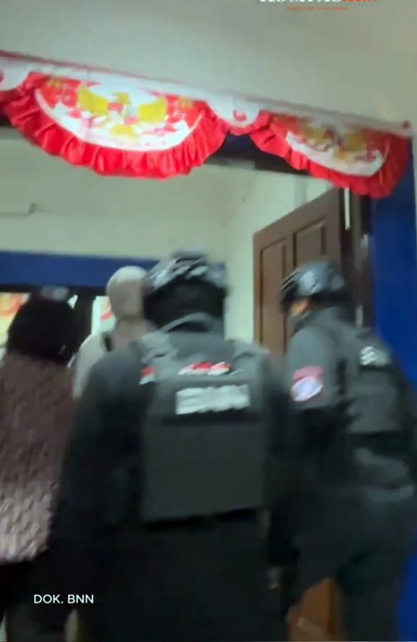 Dewi astutik si jaringan internasional