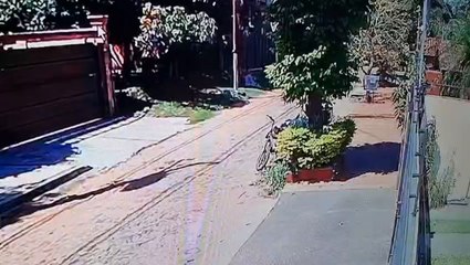 Ataque a la casa del periodista Marcos Benítez en Lambaré