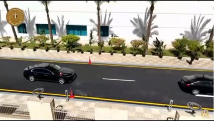 Santiago Peña, llegando a la Cumbre de la Paz entre Israel y Hamas.