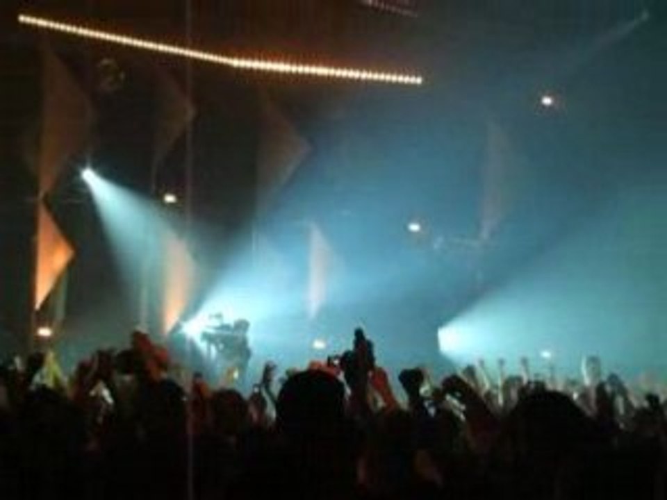 angerfist a la bassleader2008