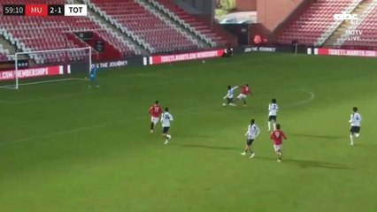 Tremendo tanto de Diego León en su bautismo goleador con el United