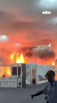Un incendio obliga a evacuar la zona de negociaciones de la COP30 de Belém