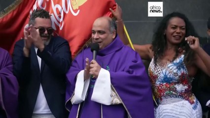 Samba Train celebrates National Day of Samba at Christ the Redeemer