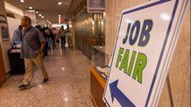 ADP Says US Payrolls in Nov. Fell by 32,000