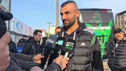 Kocaelisporlu oyuncu Serdar Dursun camiadan özür diledi