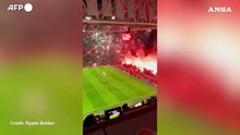 Amsterdam, se allo stadio una domenica qualunque sembra Capodanno...