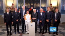 Milano-Cortina, Mattarella riceve la fiaccola olimpica al Quirinale