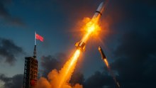 Zhuque-3 Launches… Then Crashes – China’s Reusable Rocket Setback