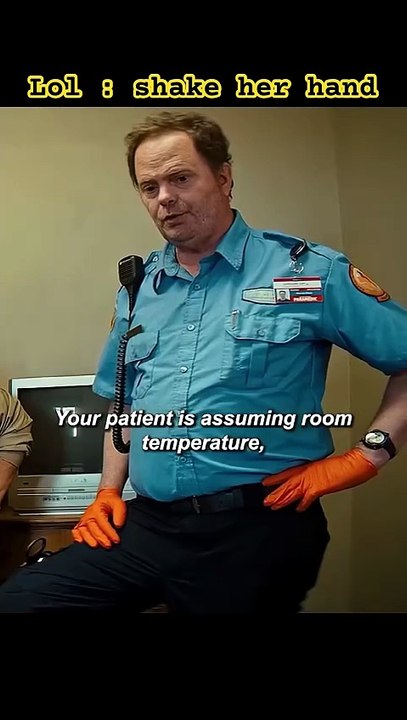 Lol ： Shake her hand #funny #shorts #shortsfeed #funnyshorts