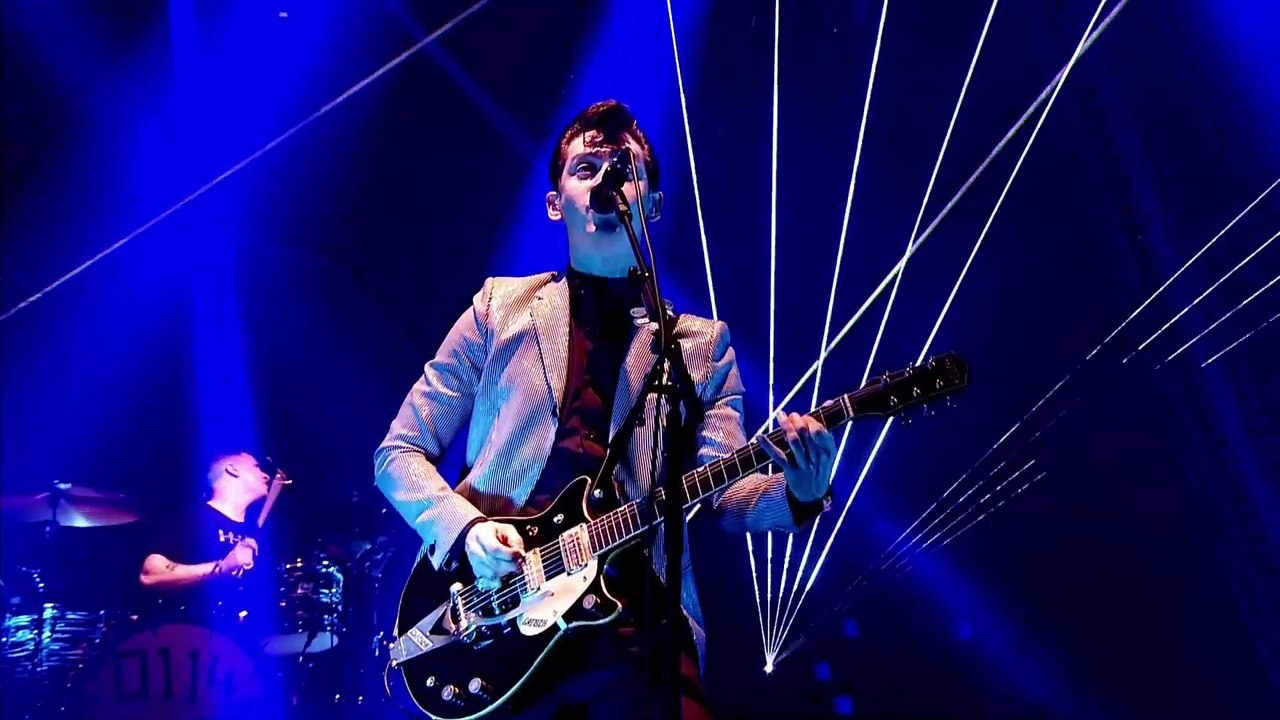 R U Mine - Arctic Monkeys (live)