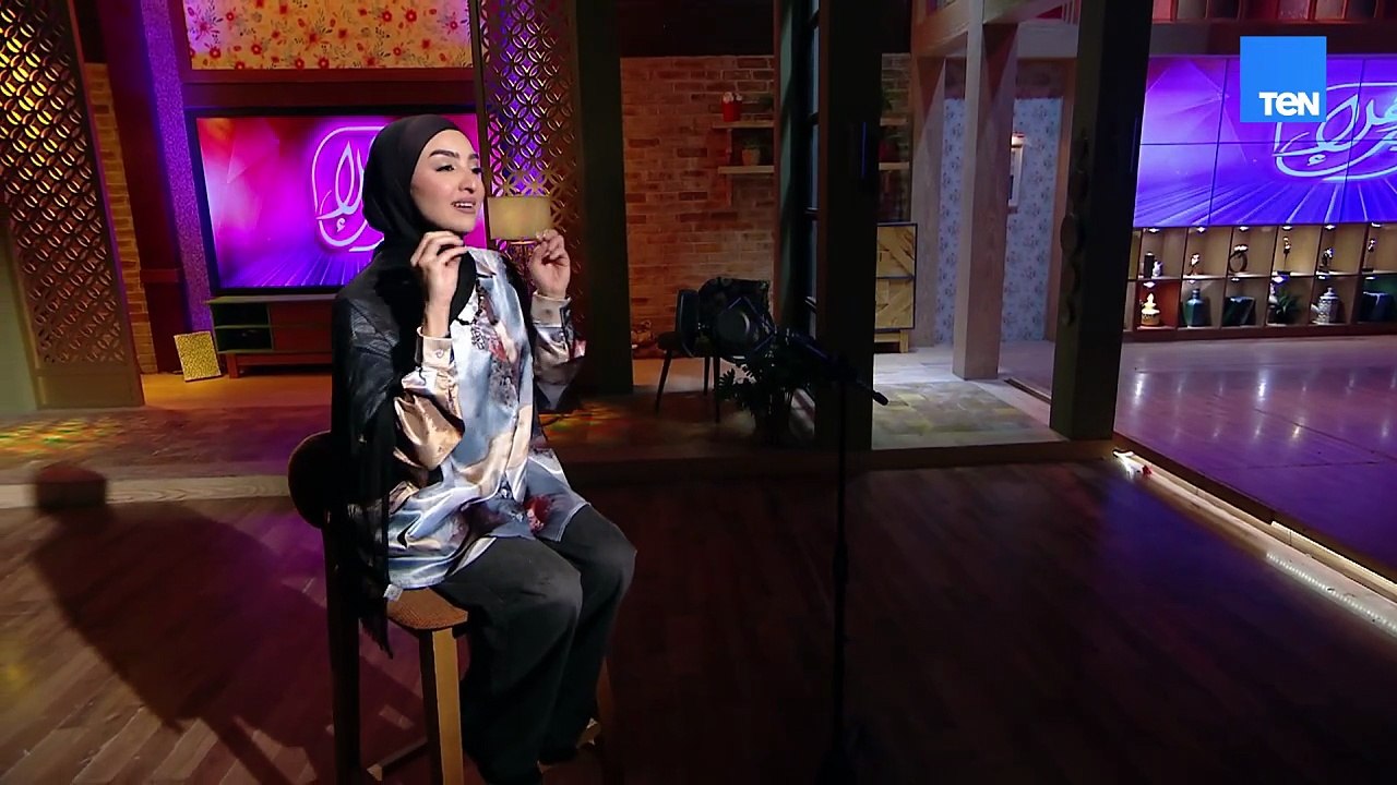 هنغني كمان وكمان 🎼 وهنرقص علي الأحزان.. تعالوا نسمعها بصوت هلا هتغير مودك 😍✨❤️