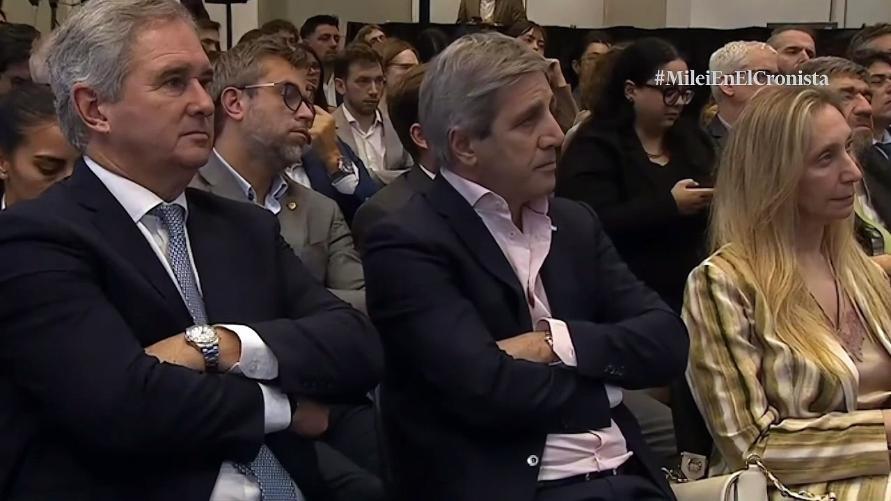 contra los argentinos - Milei Líderes 2025