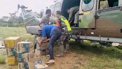 TNI Percepat Kirim Bantuan Logistik ke Daerah Terisolir di Aceh