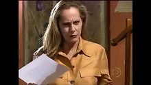 Novela Corpo Dourado (1998) - Hilda dá um tapa em Amanda