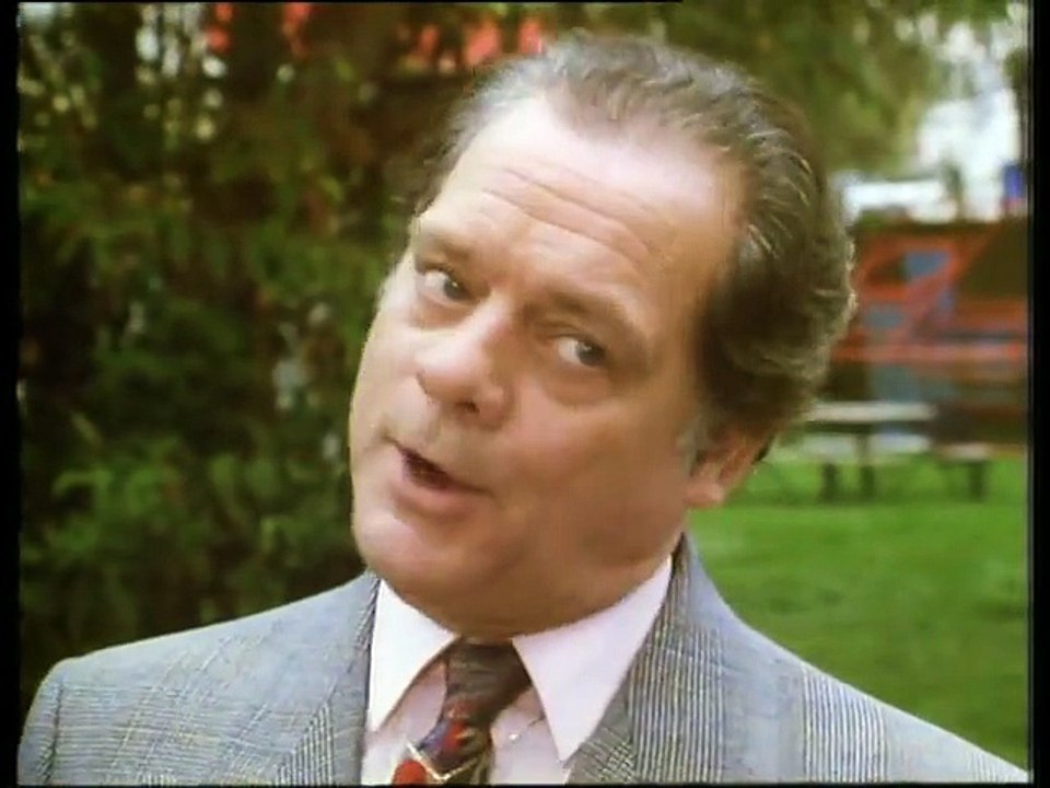 Only Fools And Horses S07E07-Miami Twice (Part 1)