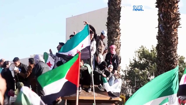 ЕС обновляет руководство по предоставлению убежища сирийским беженцам спустя год после падения Башара Асада