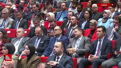 Burhanettin Duran: Afrika'nın istikrarına katkıda bulunuyoruz