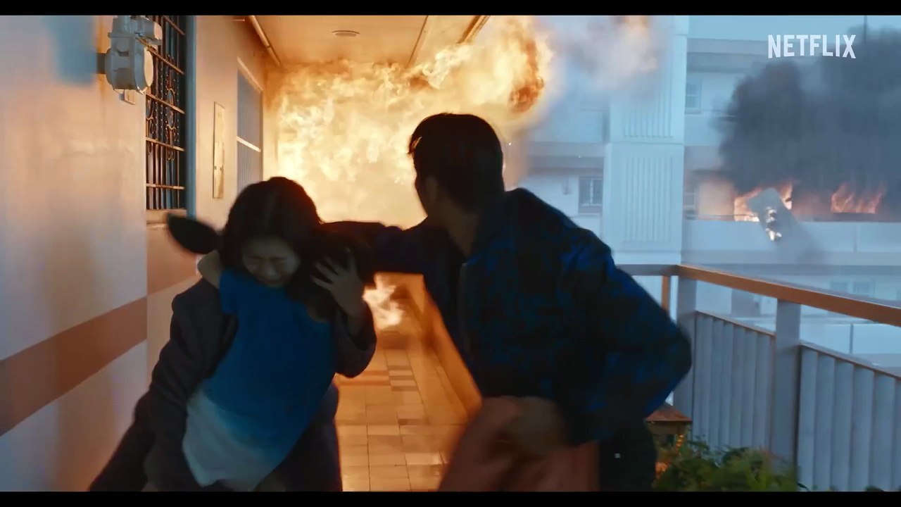 The Great Flood - Official Trailer Netflix