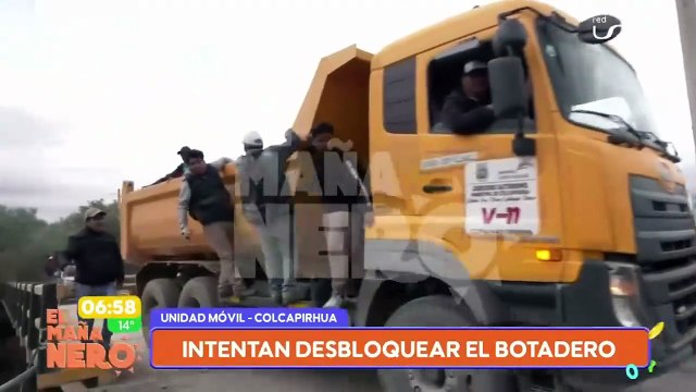 ¡Usaron petardos y piedras! Enfrentamientos en intento de desbloqueo al botadero de Colcapirhua