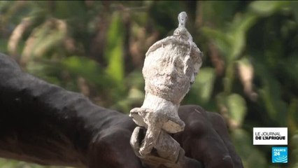 Nigeria : la sculpture de statues de bronze, un art ancestral