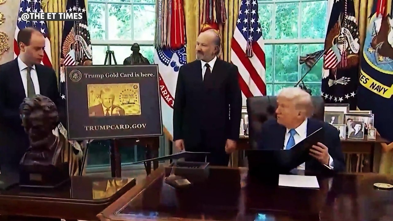 “Complain, Complain!” — Trump’s RAGING Attack on Ilhan Omar STUNS Reporters!