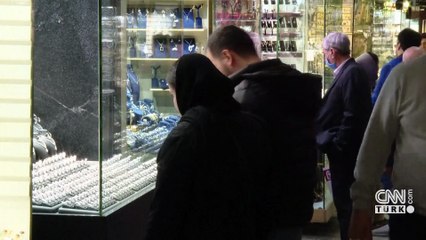 İran'da altın savaş korkusuyla tarihi rekor kırdı