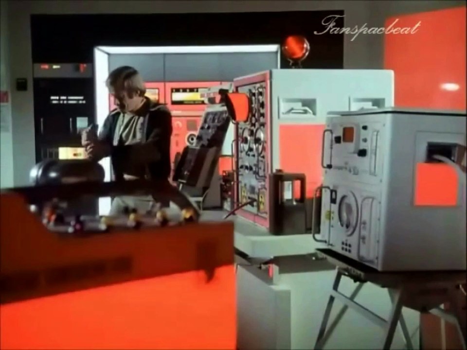 Space 1999 2x19-El factor Lambda-HD