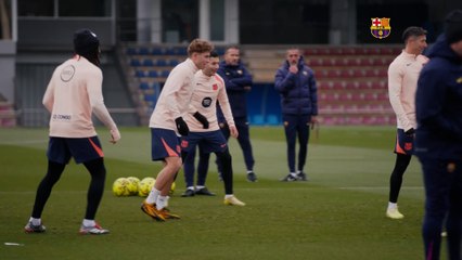 Pequeño paso adelante de Fermín: hace parte de la sesión con el grupo