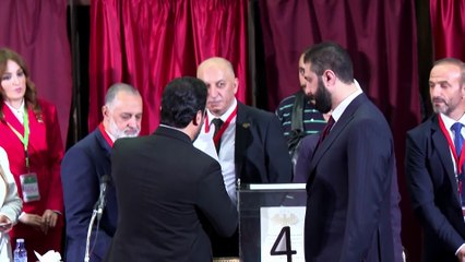 Ativista germano-sírio pede a Berlim que mantenha o direito de asilo