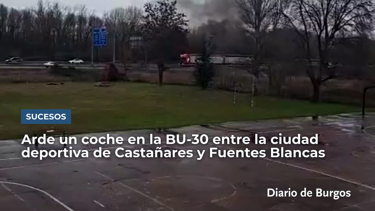 Arde un coche en la circunvalación de Burgos entre la ciudad deportiva de Castañares y el complejo de Fuentes Blancas