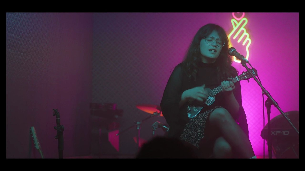 Komar S1 - Epizoda 01