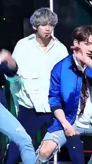 Bts v and nancy momoland 💐🌺 viral dance  whatsapp status 😍, #bts#nancy#ytshorts#kpop#viralsong#v - BTS edit yt7 (360p, h264)